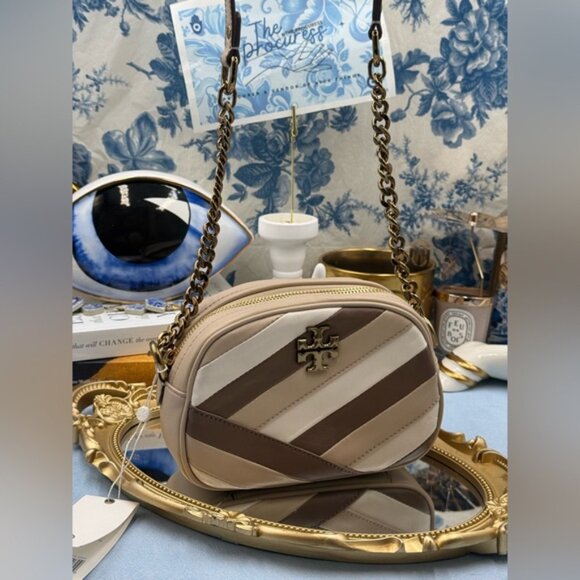 🆕 TORY BURCH 🧿 NWT Kira Chevron ColorBlock Small Camera Bag, Shellstone - AUTH - Picture 3 of 12